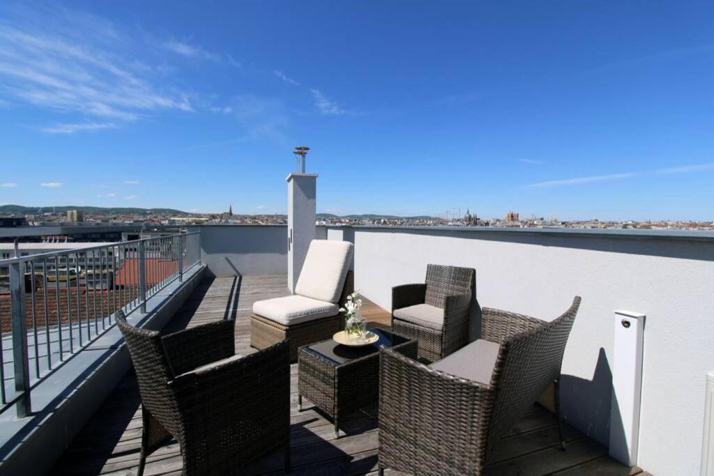 Апартаменты Penthouse With Amazing Terrace L Lf42 Вена Экстерьер фото